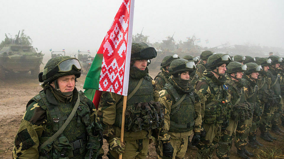 Министр обороны Белоруссии распорядился усилить армейскую группировку под Гродно
