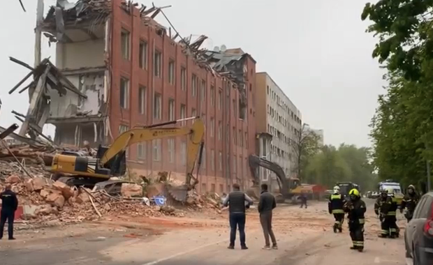 В Москве обрушилось здание швейной фабрики «Вымпел»