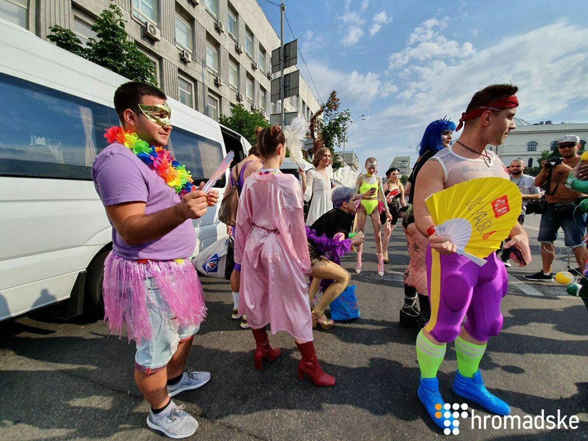 В Киеве прошел гей-парад. Никто не пострадал