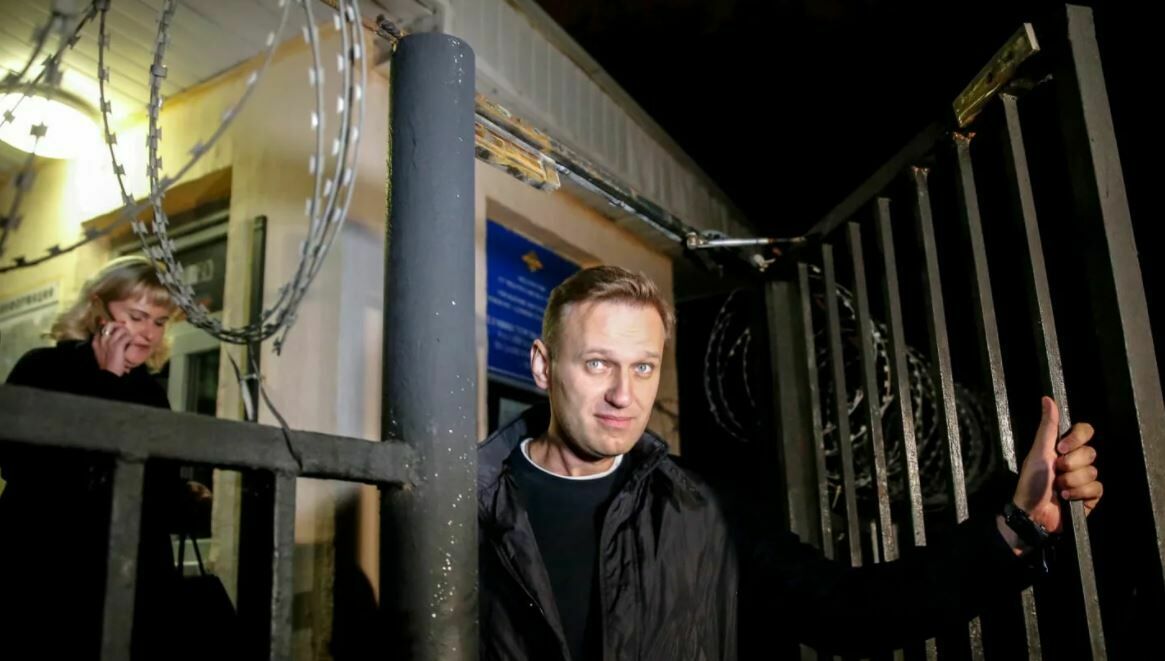 В США и Британии обеспокоились здоровьем Навального в колонии