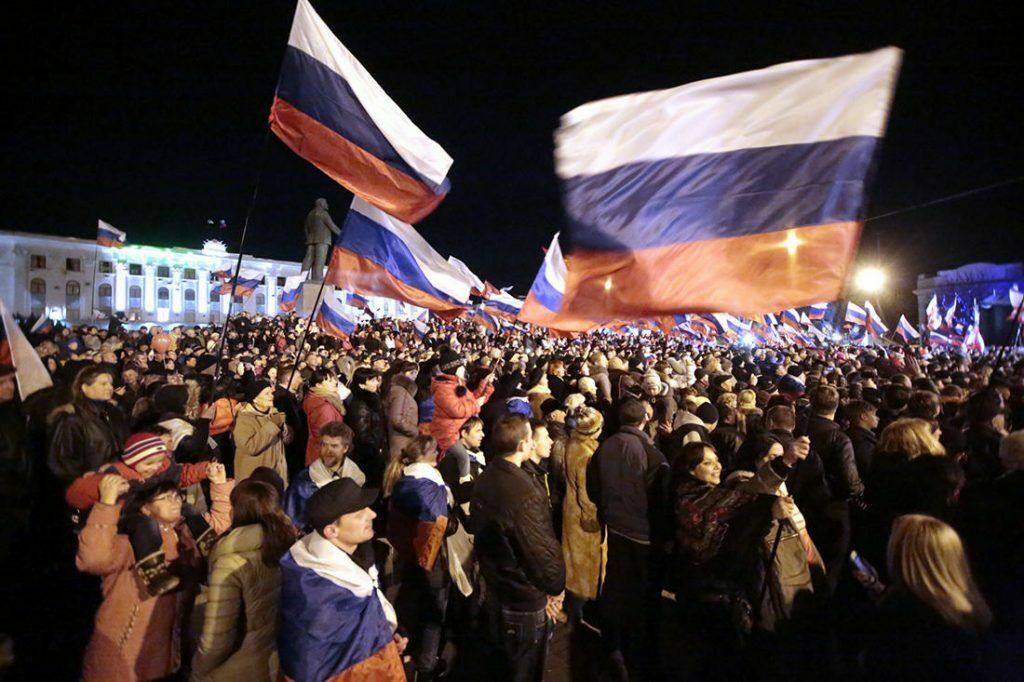 Опрос: жители России смотрят в наступивший год с надеждой