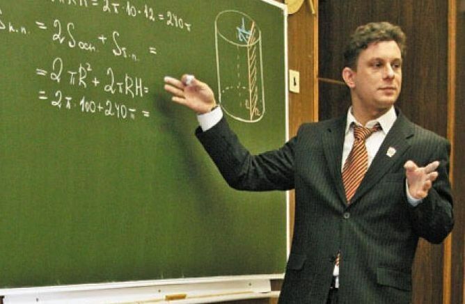Лучшего учителя России выбросили на улицу