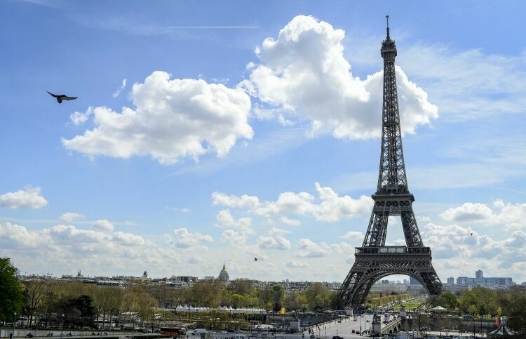 В Париже из-за забастовки персонала закрыта Эйфелева башня