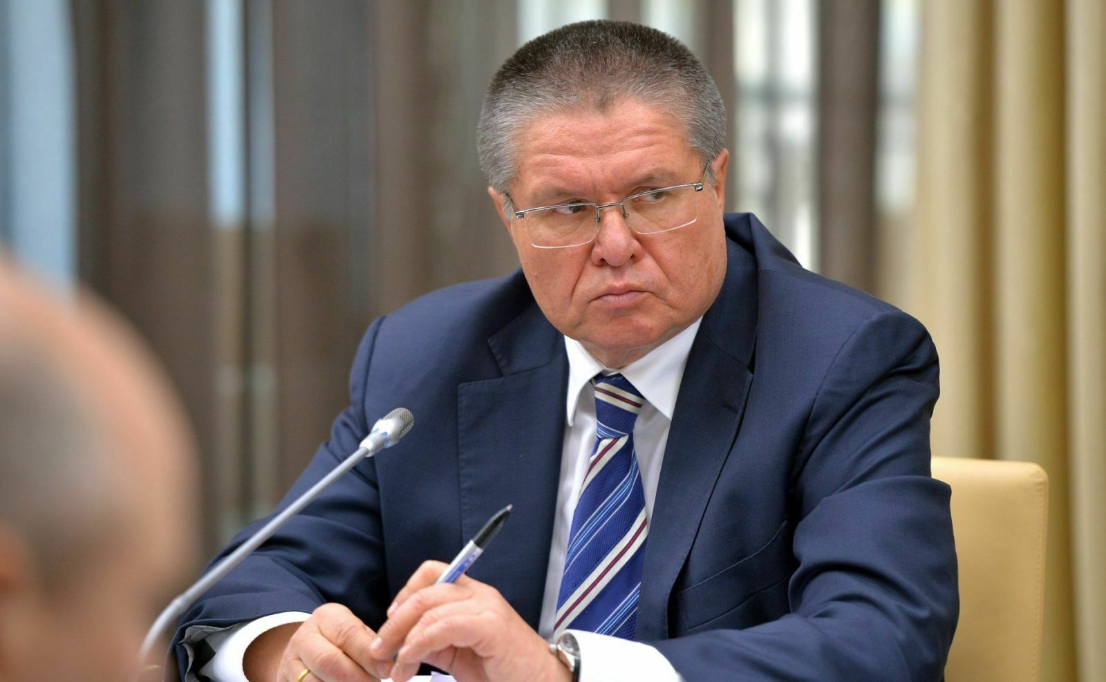 Суд продлил домашний арест экс-министра Улюкаева еще на полгода