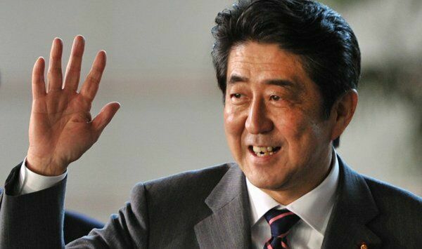 Абэ обещал не размещать военные базы США на Курилах в случае их передачи РФ