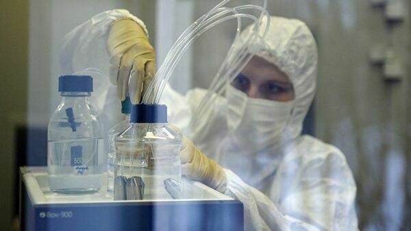 СМИ: выпуск вакцины центра Гамалеи ожидается с 15 августа