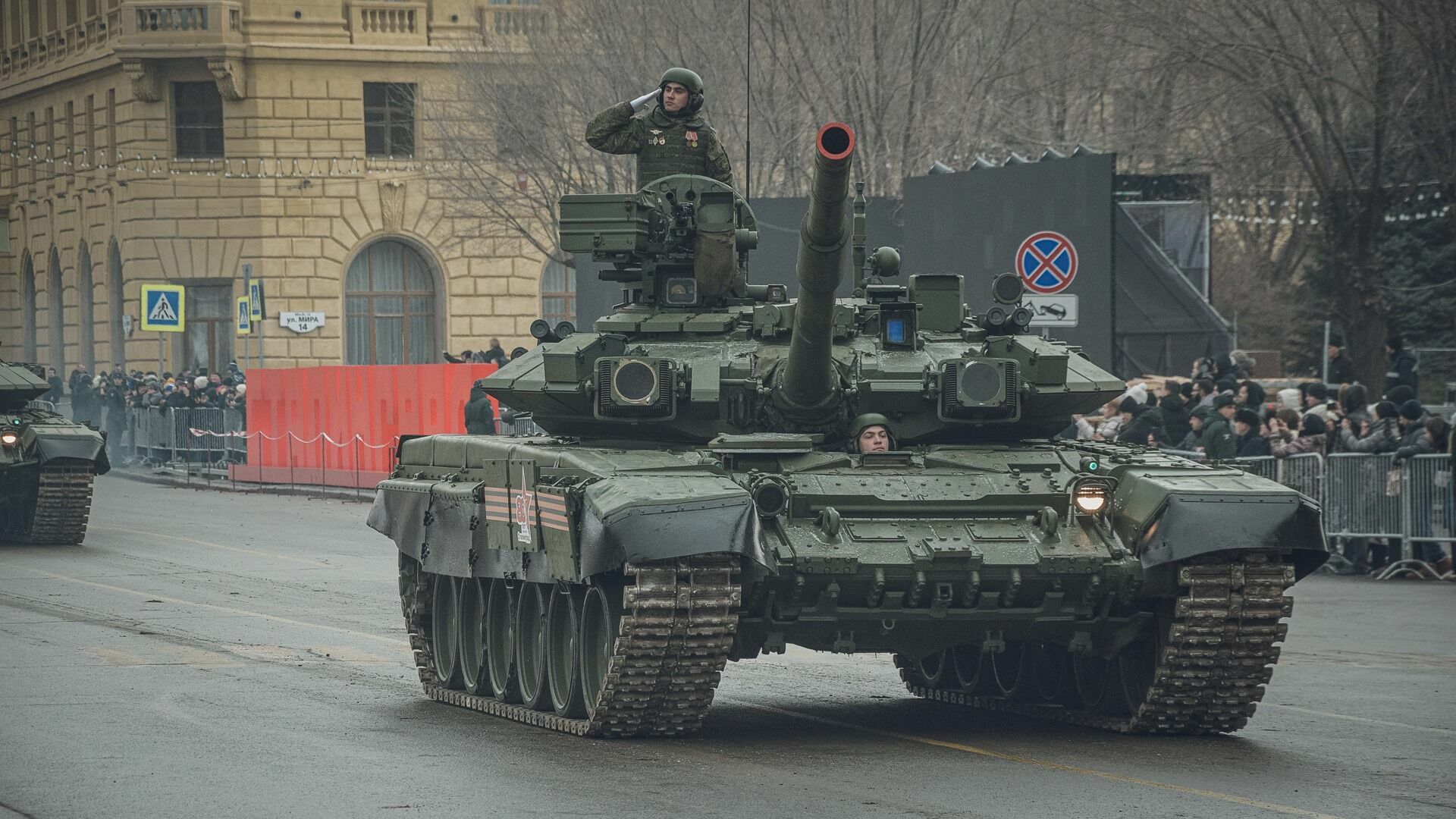В Севастополе из соображений безопасности отменили военный парад