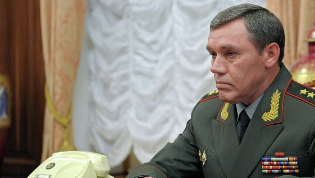 Главу Генштаба Герасимова назначили командующим группировкой войск в зоне СВО