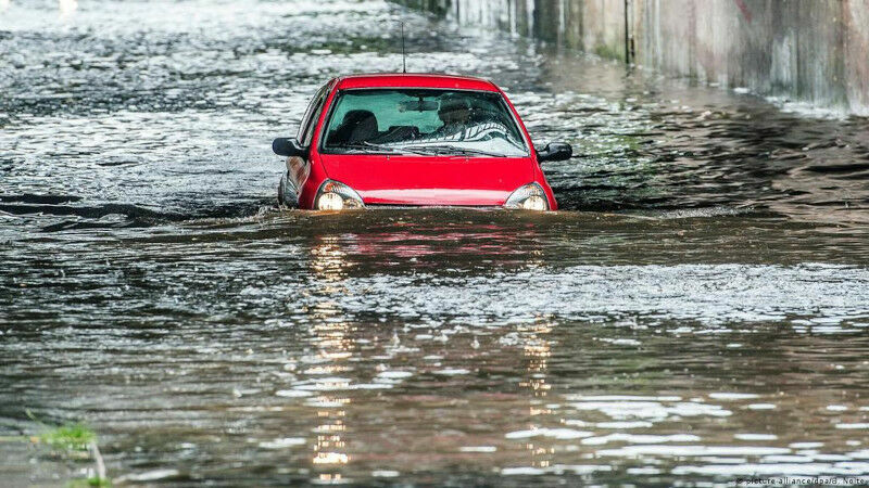 Дожди вызвали наводнения на западе Великобритании